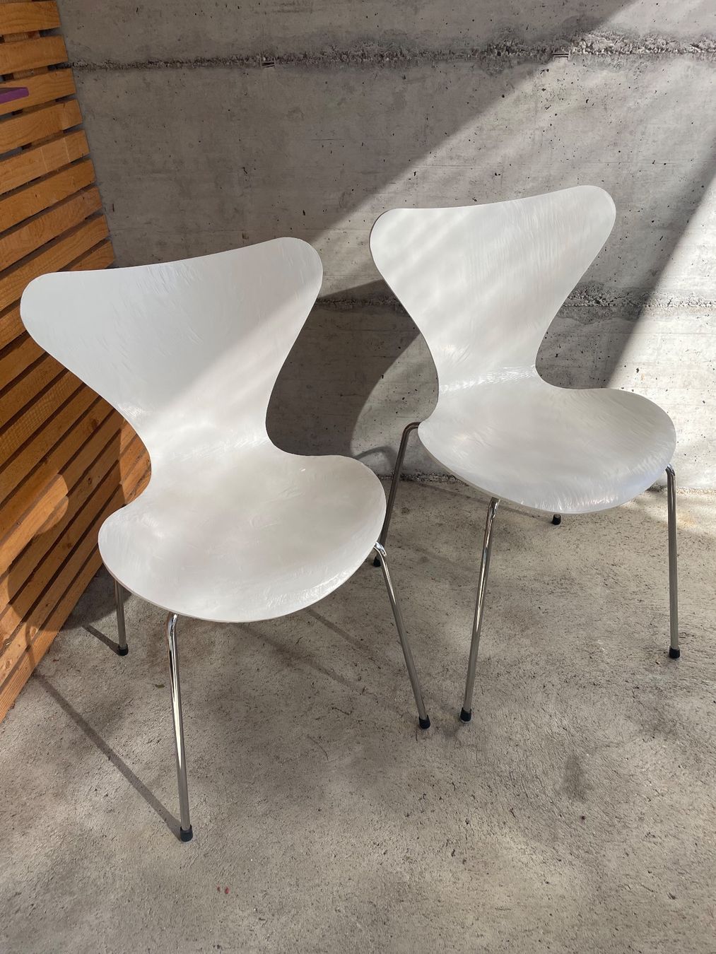 Fritz Hansen Sedie: Fritz Hansen Stühle weiss – Usato da Wiesendangen venduto da Blupics