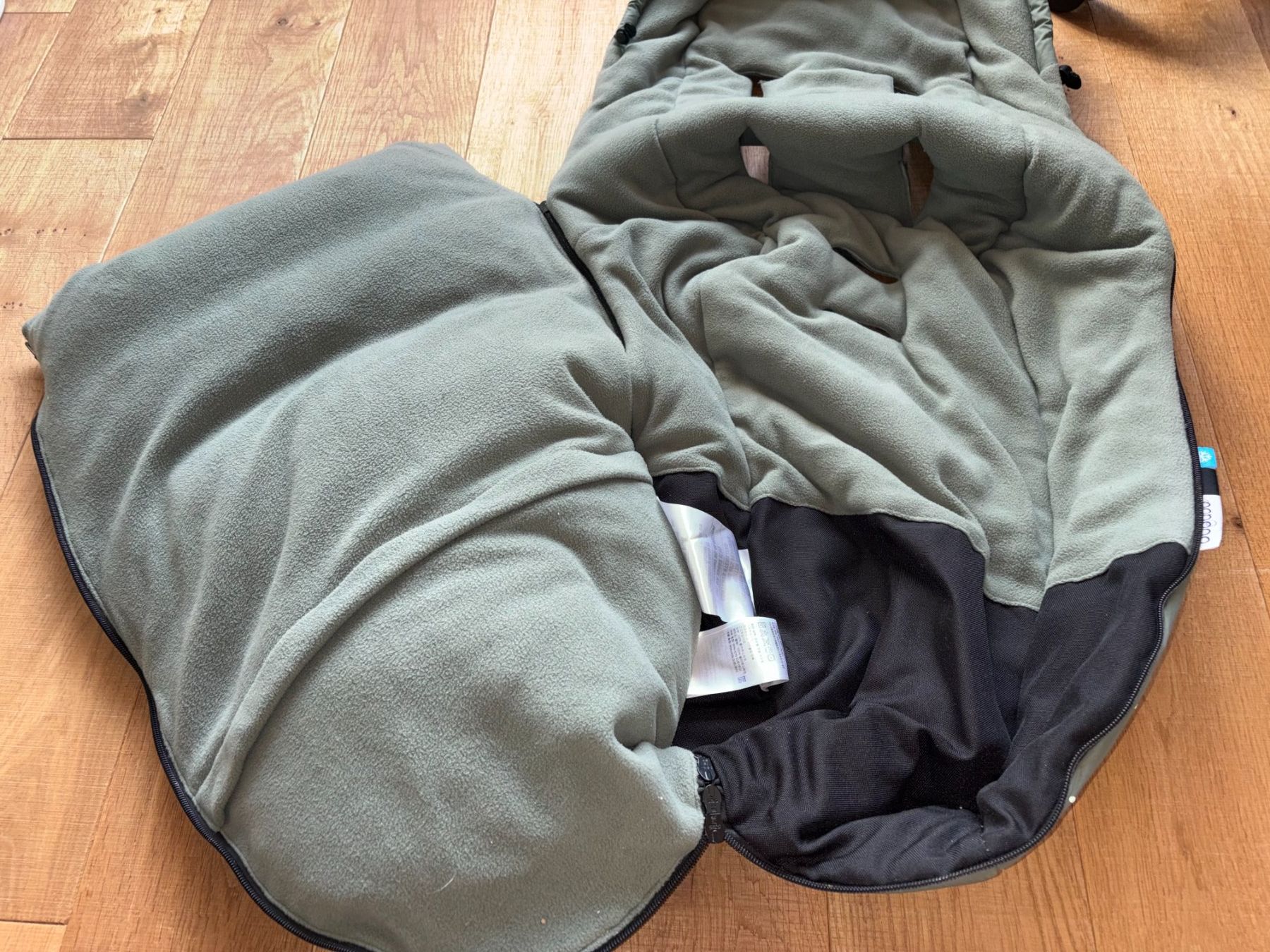 Bugaboo Kinderwagen: Bugaboo Fox 3 Complete Classic dark navy + viele Accessoires – Gebraucht aus Zürich von Noooiethai 7