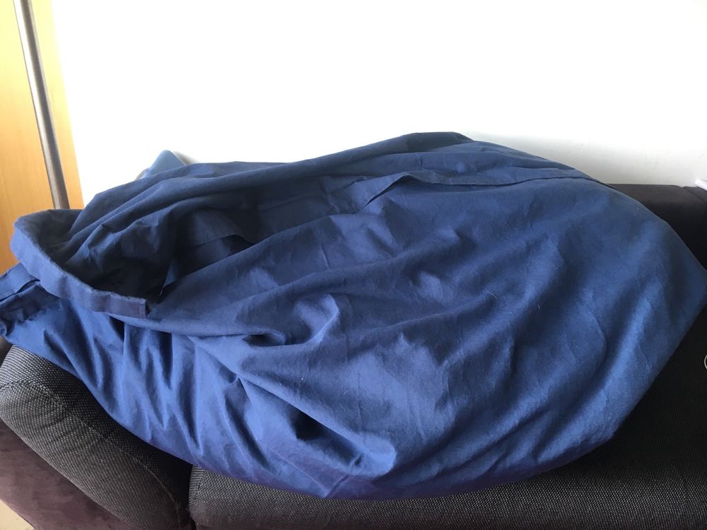 XL- Sitzsack von Loungepillow *Navy* 140 x 180cm ab CHF 1.- 3
