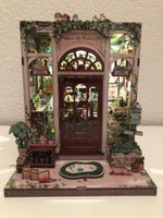 Green Life Bookshop - Book Nook