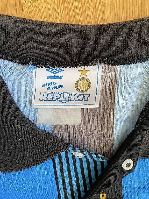 Leibchen & Hosen: Inter Mailand Heimtrikot Saison 1992-1994 – Gebraucht aus Davos Frauenkirch von jony86 2