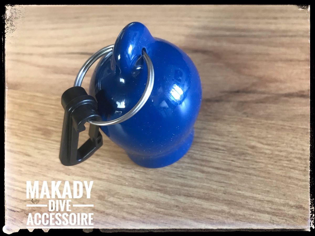 Tauchanzüge: Tauchregulator Halter Blau Octopus Halter – Neu und originalverpackt aus Kappelen von Opi11