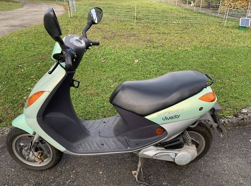 Scooters: Roller Peugeot Vivacity – D'occasion à Zürich par ER-