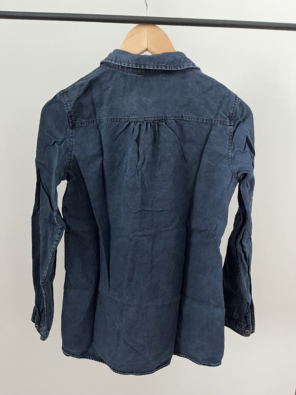 Massimo Dutti Camicette: Massimo Dutti Jeansbluse Gr. XS/34 – Usato da Basel venduto da an_v7yj 3