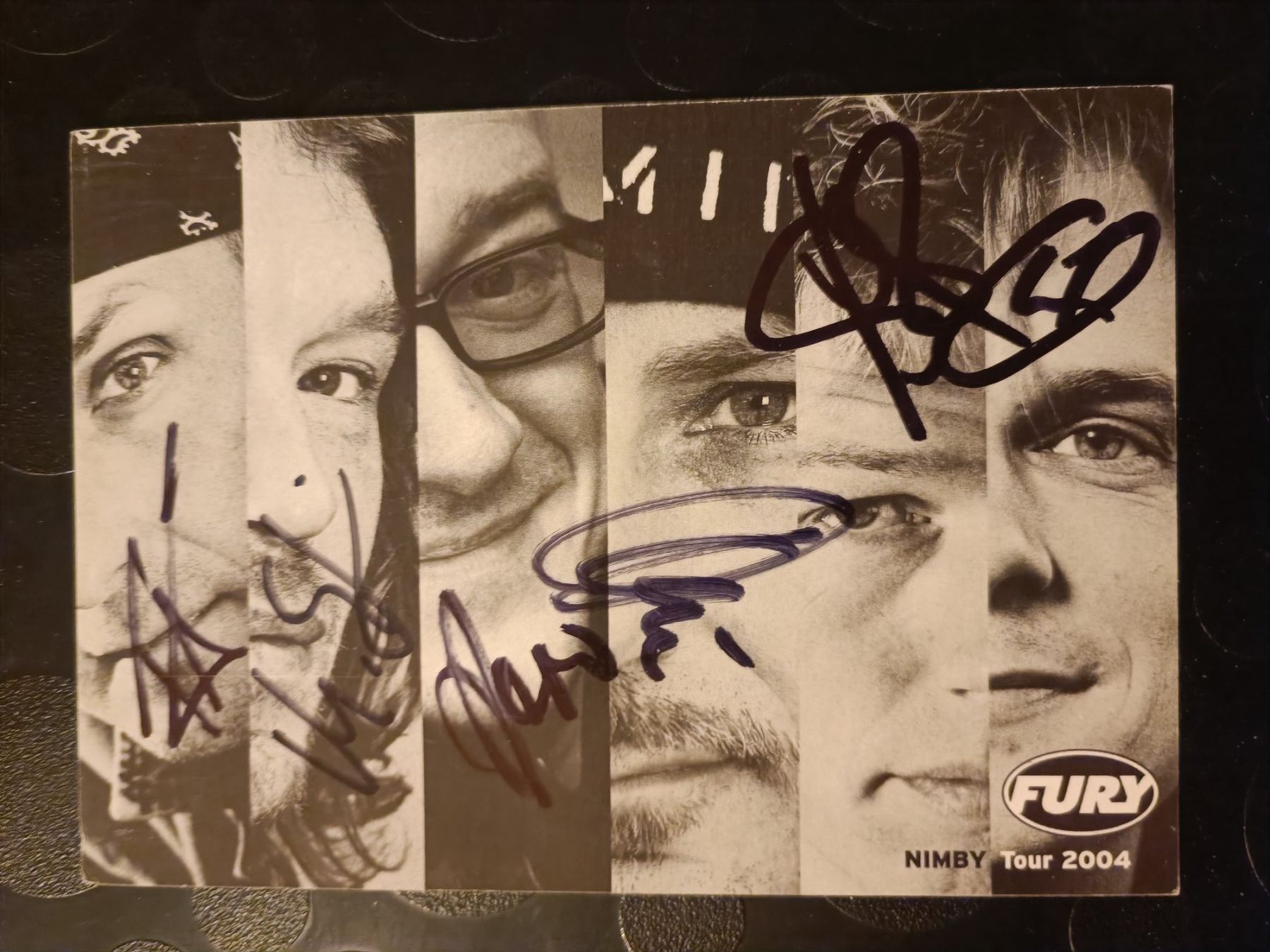 Autografi: Fury in the Slaughteehous - handsignierte Autogrammkarte – Usato da Menziken venduto da Artographs