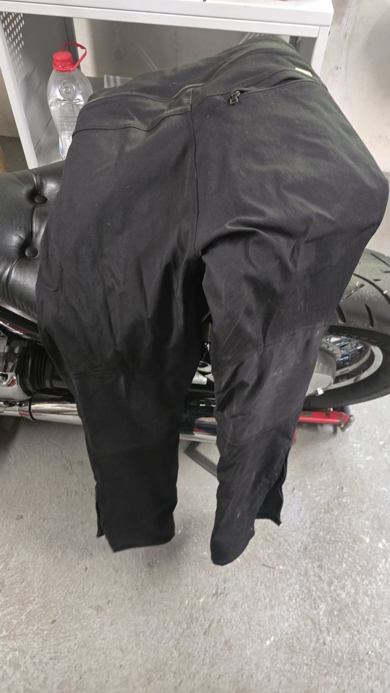 IXS Completi & Tailleur: IXS Damen Motorradkombi – Usato da Aesch BL venduto da isc_85jd 4