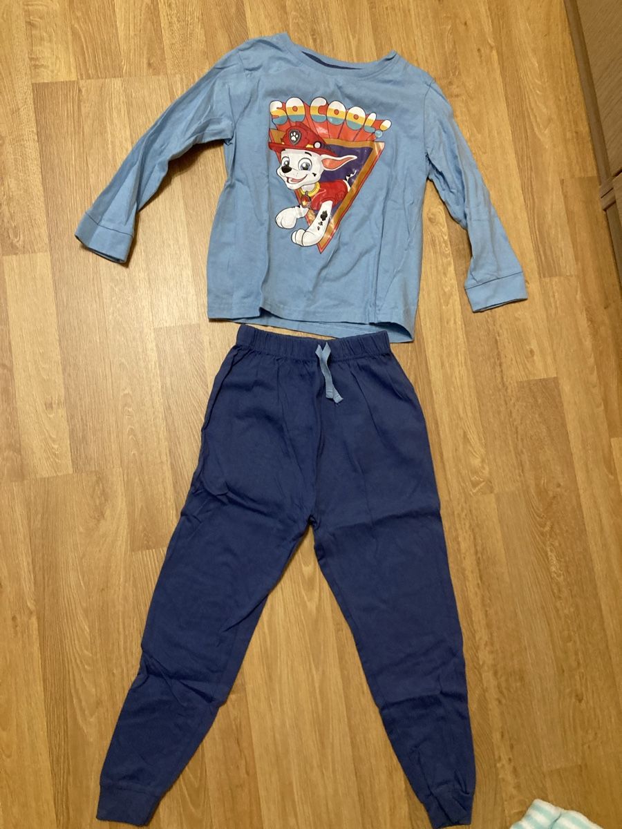 Pyjamas: Paw Patrol Pyjama Gr. 110/116 – D'occasion à Emmenbrücke par JJ_89