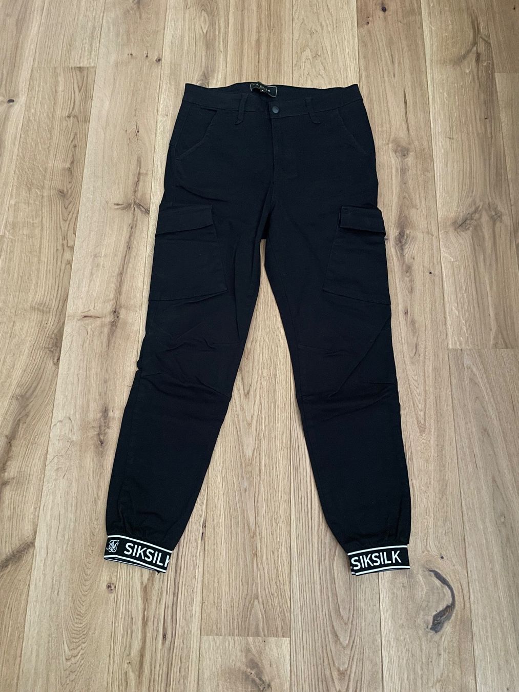 Siksilk Pantaloni: Siksilk Hosen – Usato da Laupen BE venduto da Jonasbolinger