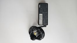 Lenovo Netzteil 65W mit Kabel guter Zustand