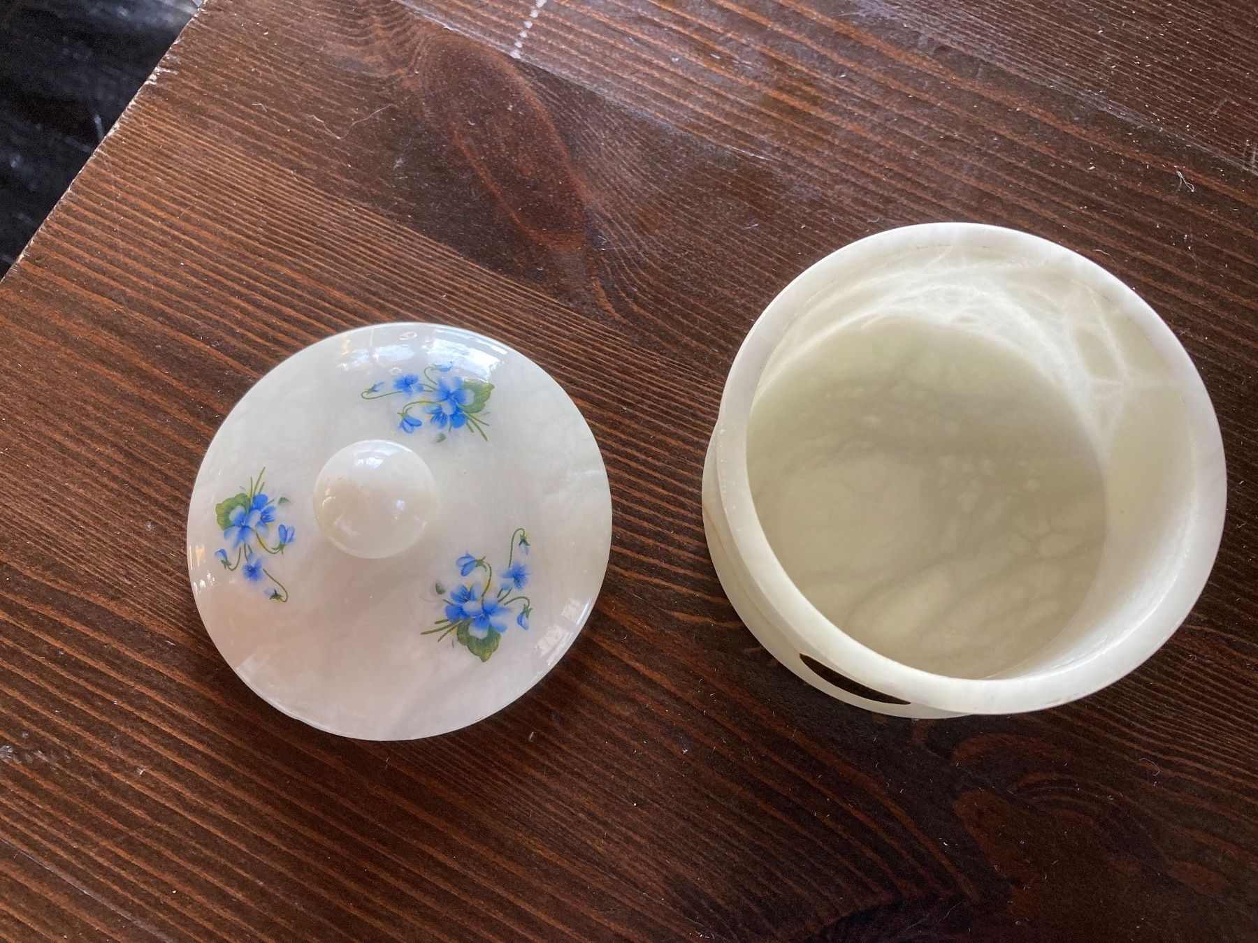 Tutte le decorazioni: HERNA Alabaster antikes Dekoset – Usato da Ruschein venduto da strudelbrown 5