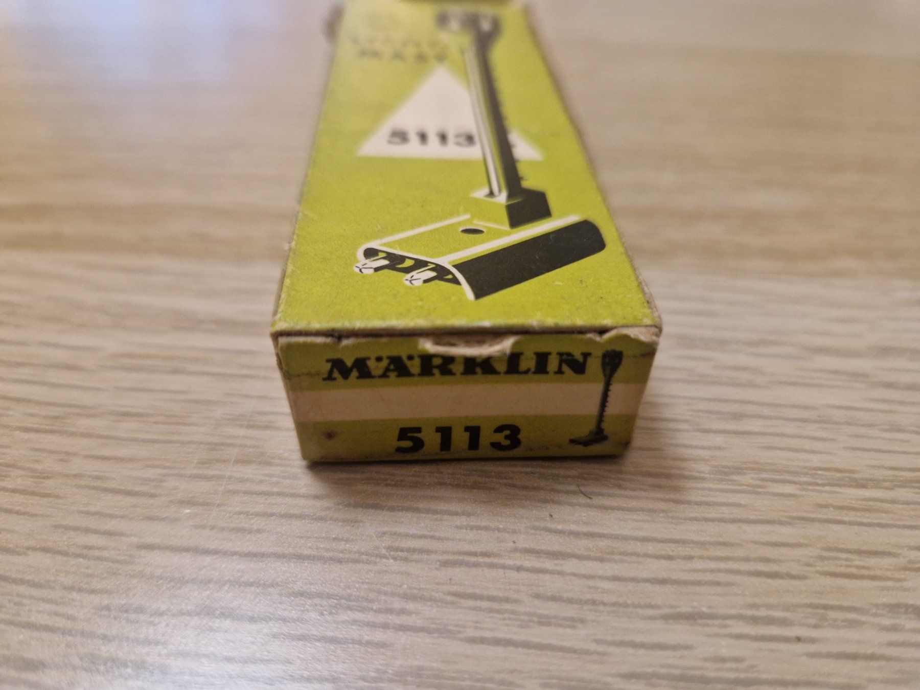 Märklin Modellini di ferrovie: Märklin 5113 Lichtmast H0 – Usato da St-Aubin-Sauges venduto da tantome 1