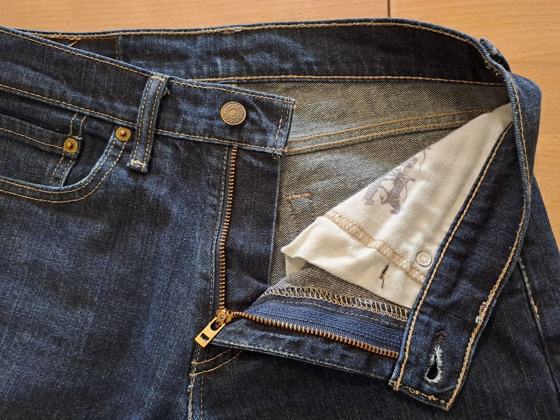 Levi's Jeans: Levis 511 W31 L30 – Usato da Meyrin venduto da dijin 7