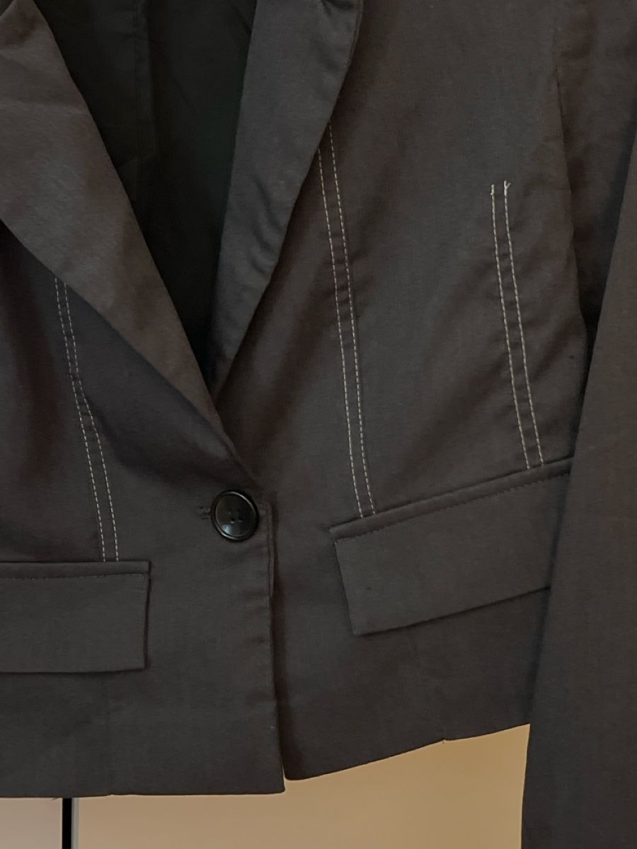 Completi & Tailleur: ensemble Veste courte + jupe plissée, taille S – Usato da Renens VD venduto da sar_bwz5 2