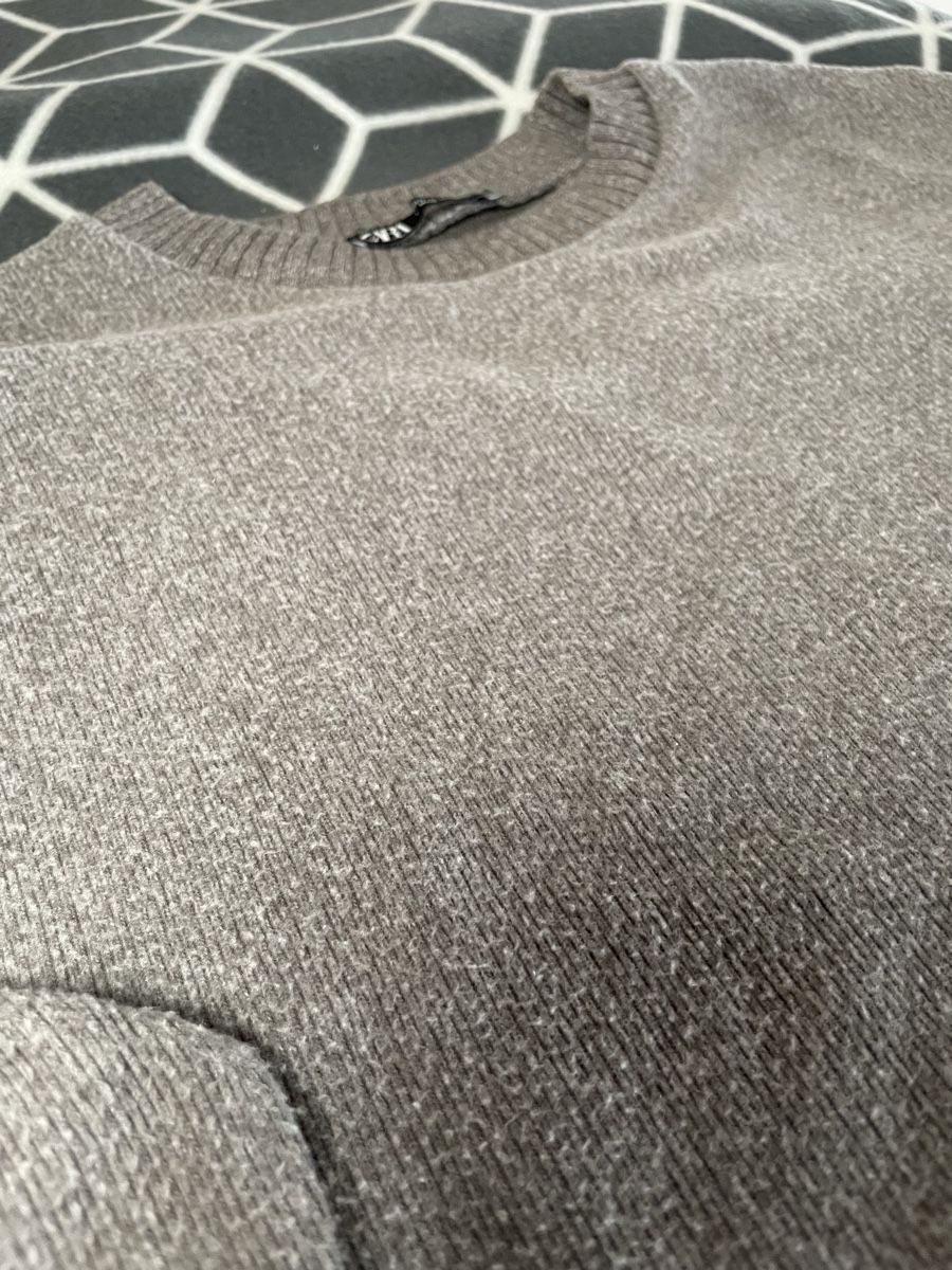 Zara Pullover & Sweatshirts: ZARA Pullover - grau – Gebraucht aus Rheineck von cha_p9qy 2