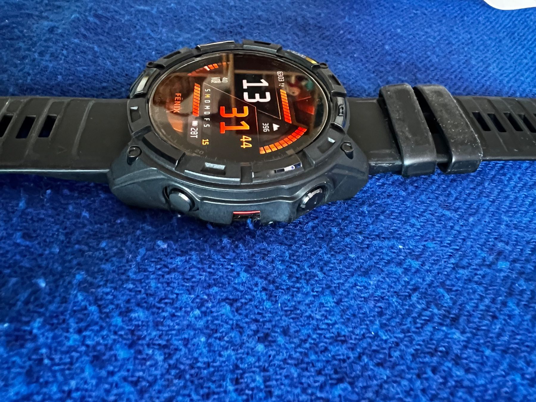 Garmin Cover & Protezioni schermo: Garmin Fenix 8 - Gehäuseschutz – Nuovo e nell'imballaggio originale da Muttenz venduto da Flyaway747 3