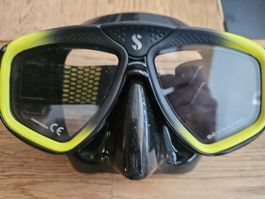 Taucherbrille Scubapro schwarz/gelb neu