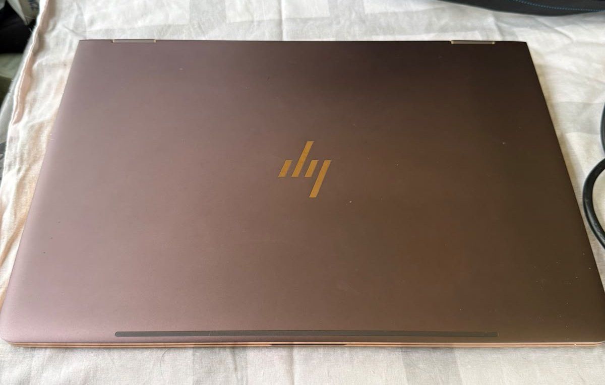 Hewlett Packard Notebook: HP Spectre x360 (15-bl090nz) mit Linux Mint und Touchscreen – Usato da Schwarzsee venduto da inish 3