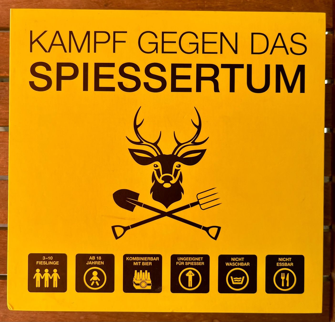 Spiele: Karten/Trinkspiel " Kampf gegen das Spiessertum" – Neu (gemäss Beschreibung) aus Zürich von Gurkis