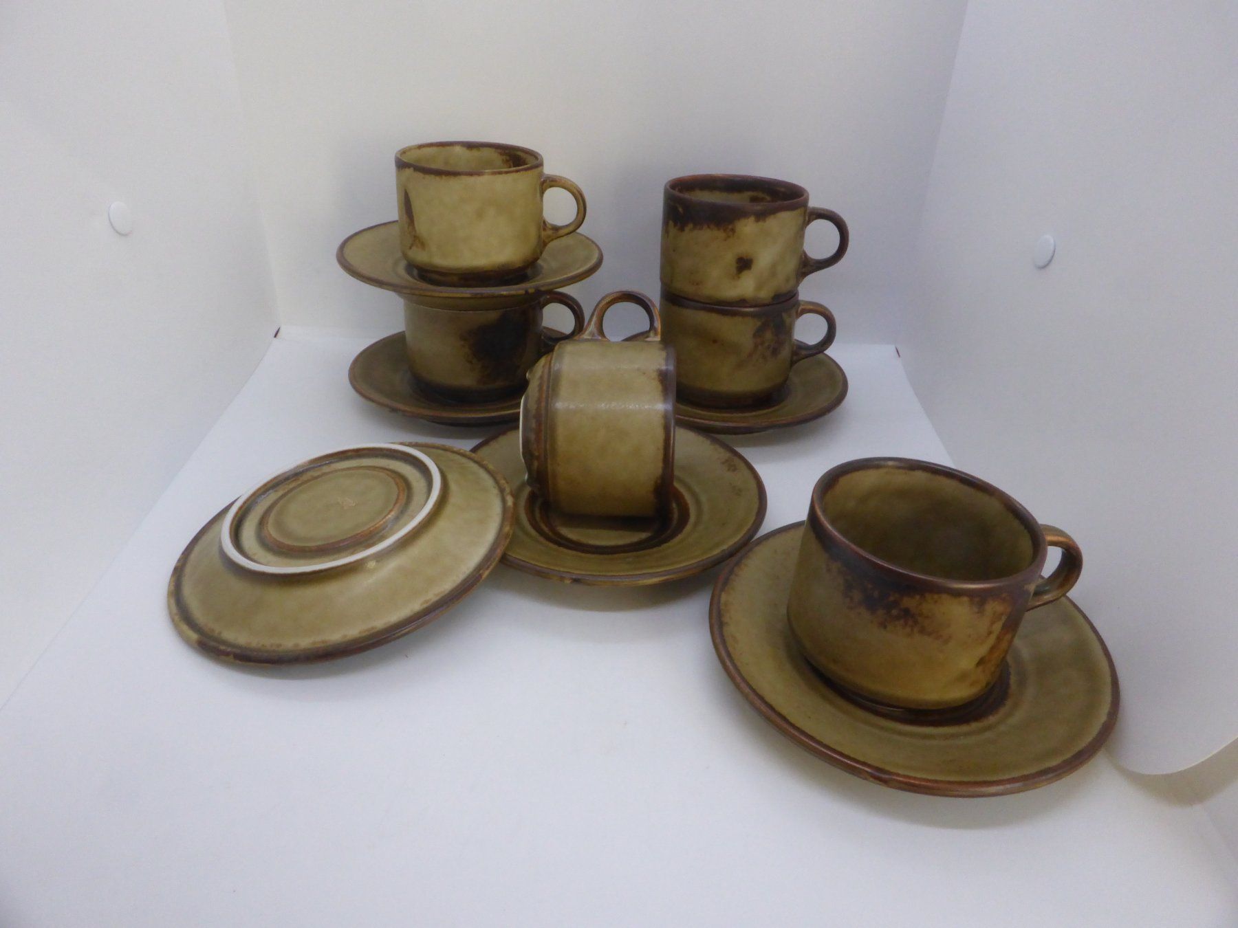 Tassen: Langenthal décor Sahara 6 tasses et soucoupes à café – Gebraucht aus Porrentruy von Kim017 1