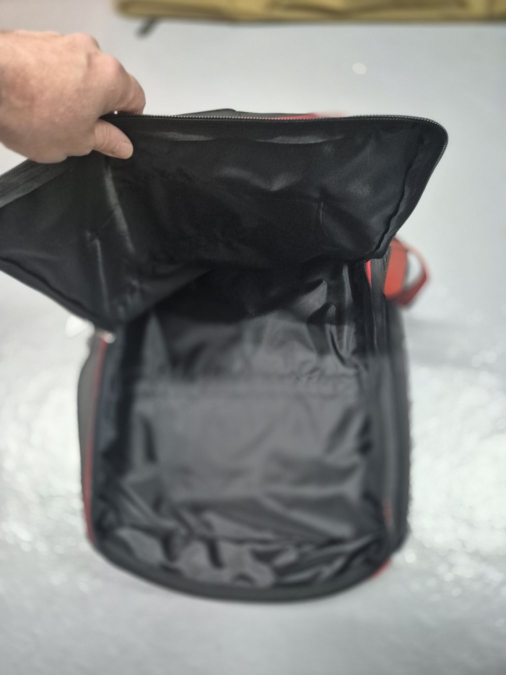 Taschen: Truttmann Kleider / Jacken Tasche Neu – Neu (gemäss Beschreibung) aus Wittnau von Walli03 1