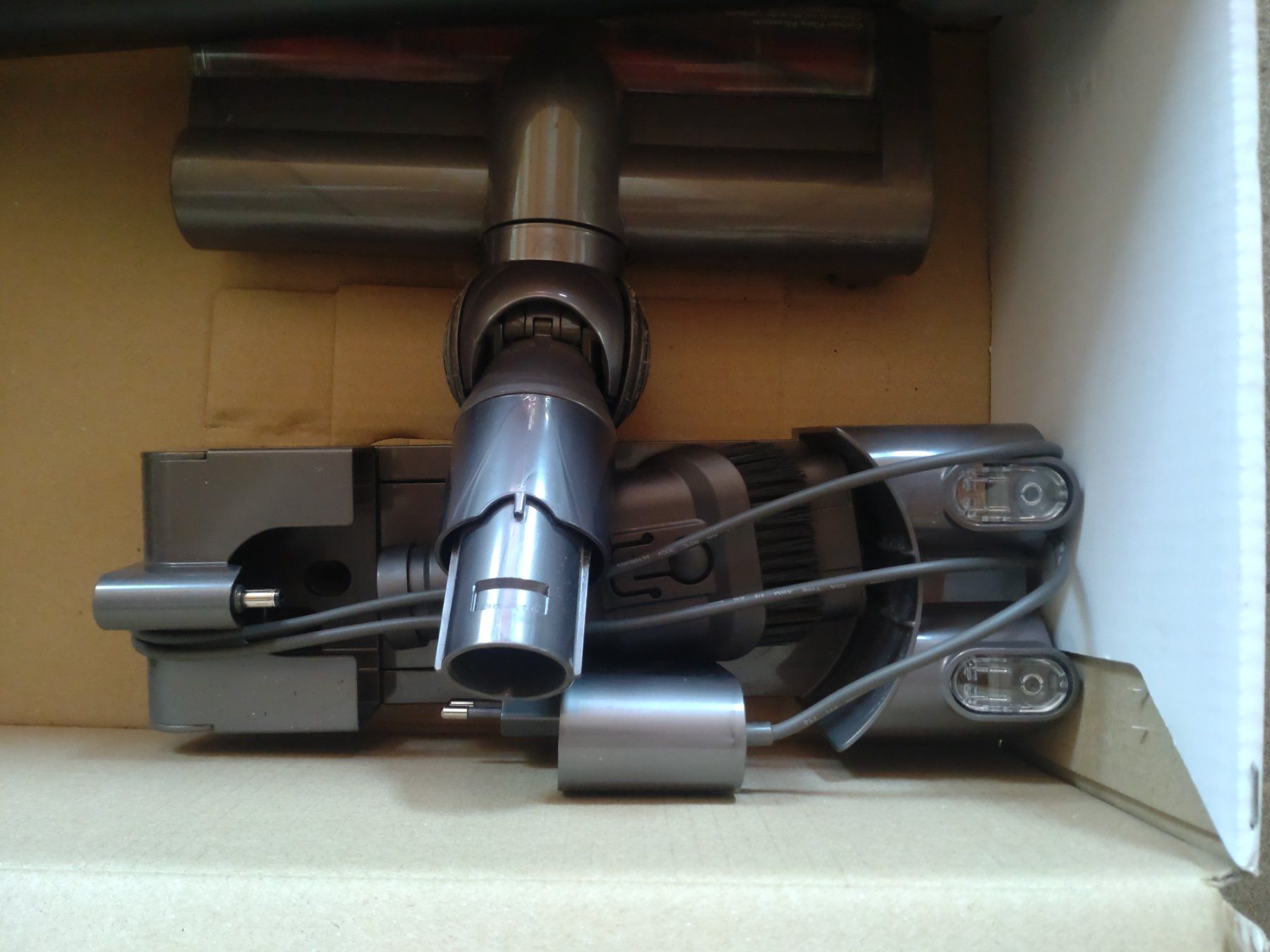 Dyson Aspirateurs & Accessoires: Aspirateur à main Dyson V6 Trigger – D'occasion à Vétroz par DahuShop 1
