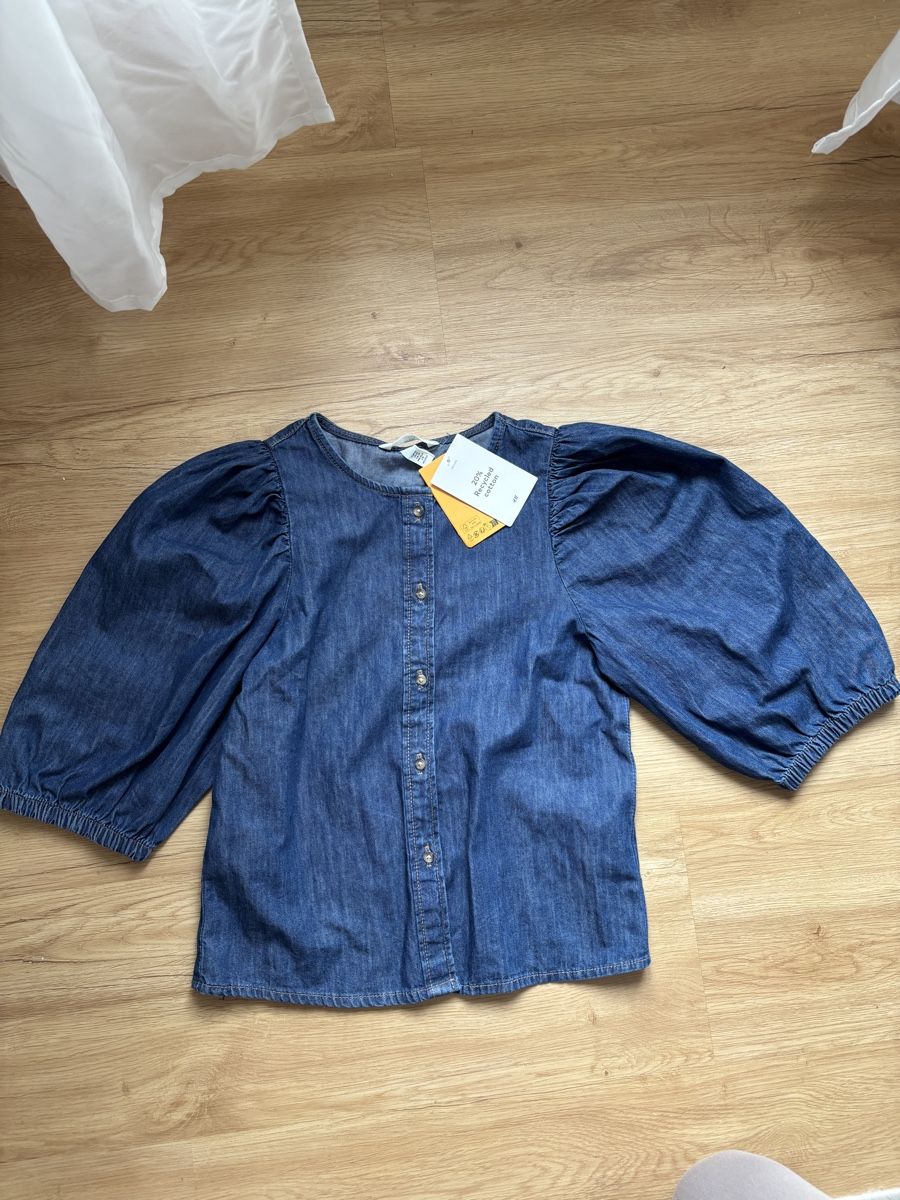 H&M Chemisiers: Jeansbluse  – Neuf avec emballage d'origine à Lohn SH par Microzoff