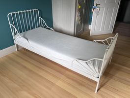 Minnen Kinderbett 80 x 200cm mit Matratze
