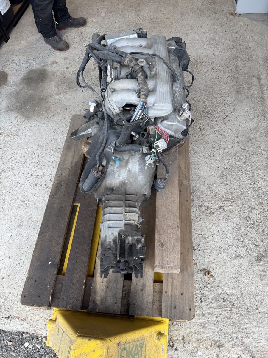 BMW Motori: BMW E30 318 Motor und Getriebe – Difettoso da Hofstatt venduto da mar_t9pc 1