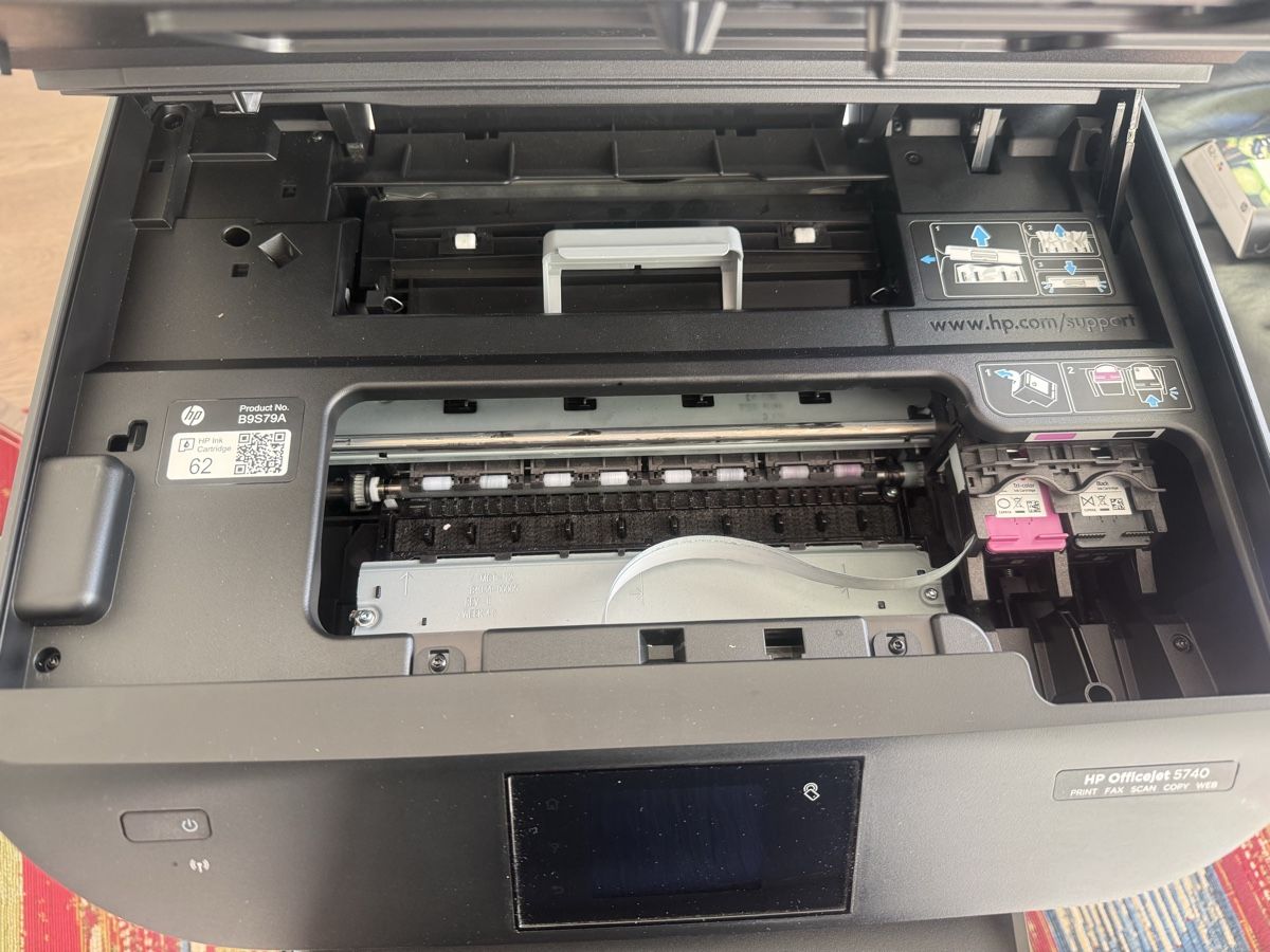 Hewlett Packard Stampanti: HP OfficeJet 5740 Multifunktionsdrucker – Usato da Kloten venduto da Silvija1234 1