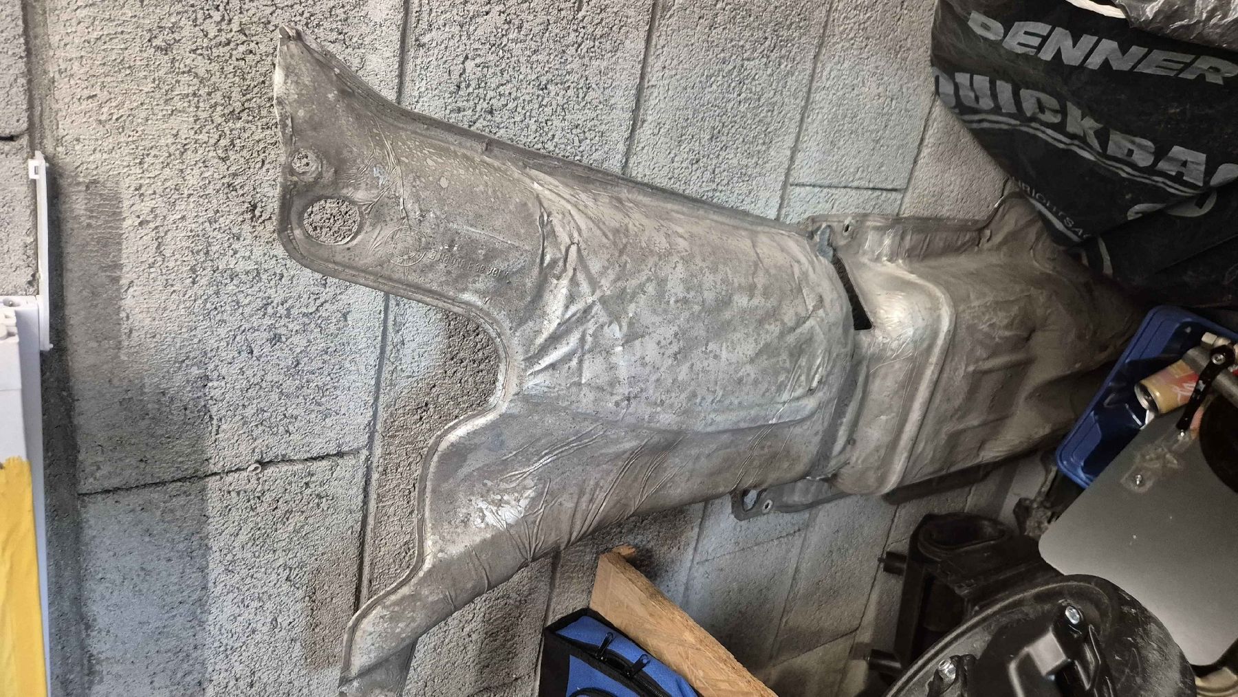 BMW Tutti pezzi di ricambio auto: Hitzeschutzblech BMW 3er E36 gebraucht – Usato da Susten venduto da kalbi333