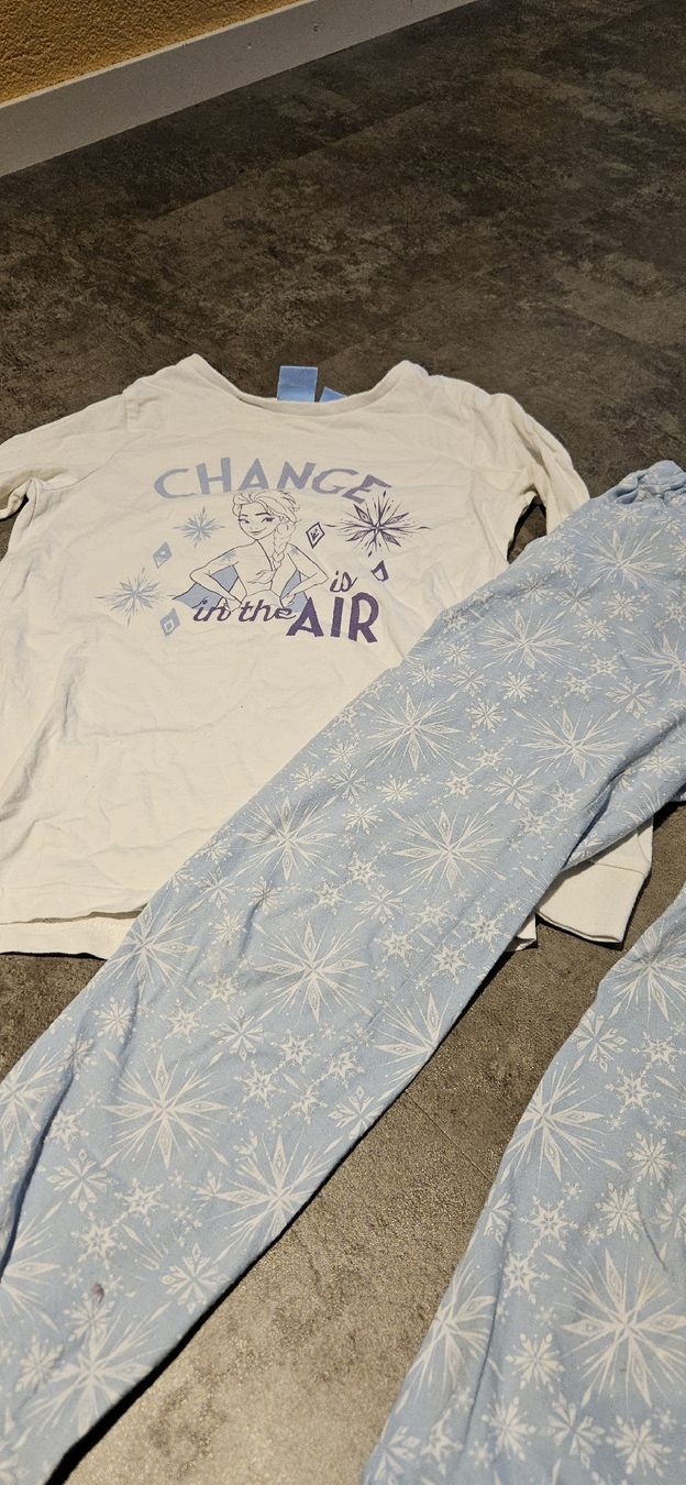 Pigiama & Simili: Pyjama Gr. 134/140  – Usato da Schönholzerswilen venduto da rs__6htq