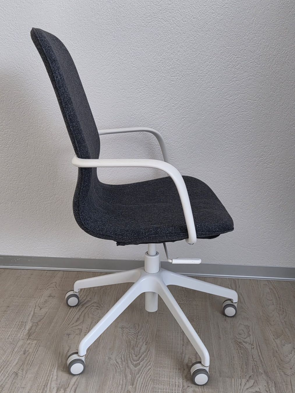 Ikea Stühle: Bürostuhl IKEA Långfjäll – Gebraucht aus Burgdorf von kat_xyr8 6
