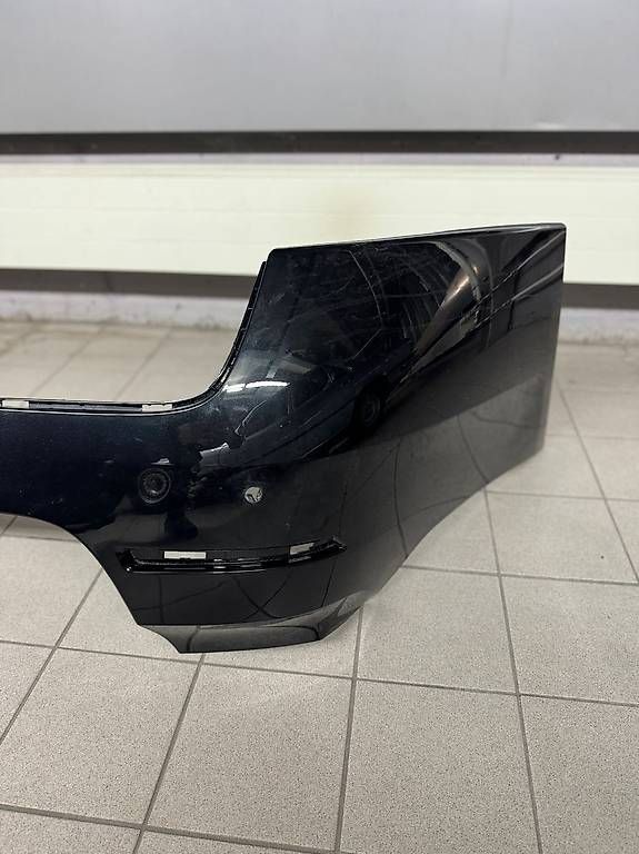 BMW Tutti pezzi di ricambio auto: BMW F11 Touring Heckstossstange + Diffusor – Usato da Däniken SO venduto da Roum_11 2