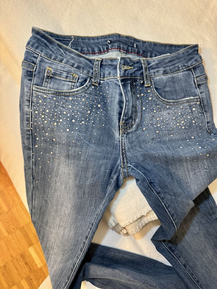 Jeans: Stylische Glitzerjeans Grösse 38 – Usato da zürich venduto da Bailey17 9