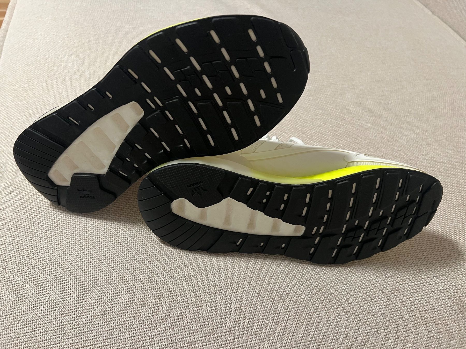 Adidas Scarpe da donna: Schuhe Adidas ZX 2K Boost – Usato da Zürich venduto da Zweite-chance 4