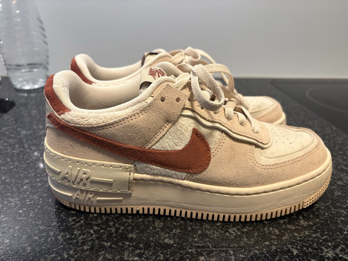 Nike Chaussures hommes: NIKE AIR FORCE 1 – Neuf (Voir description) à Bern par Janarotter
