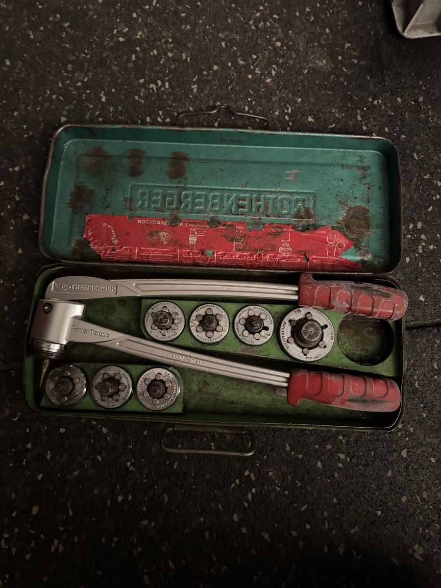 Tutti gli attrezzi: Lot d‘outils à 1.- – Difettoso da Cerniaz VD venduto da Julien.f 7