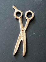 Schere (Metall, Attrappe) für Puppenstuben.