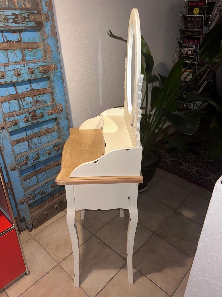 Tavoli da trucco: Schminktisch Kommode – Usato da Arni AG venduto da Pinsel77 3