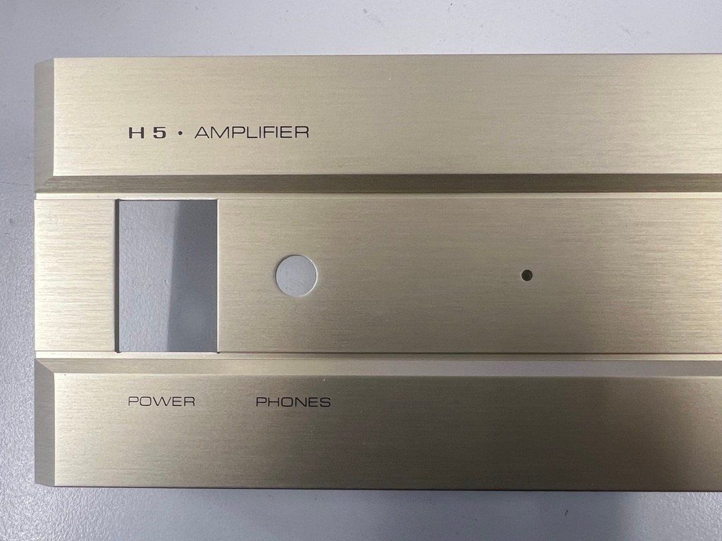Revox Verstärker: Revox H5, Front in Champagner, neu – Neu (gemäss Beschreibung) aus Bazenheid von Ruediloosli 1