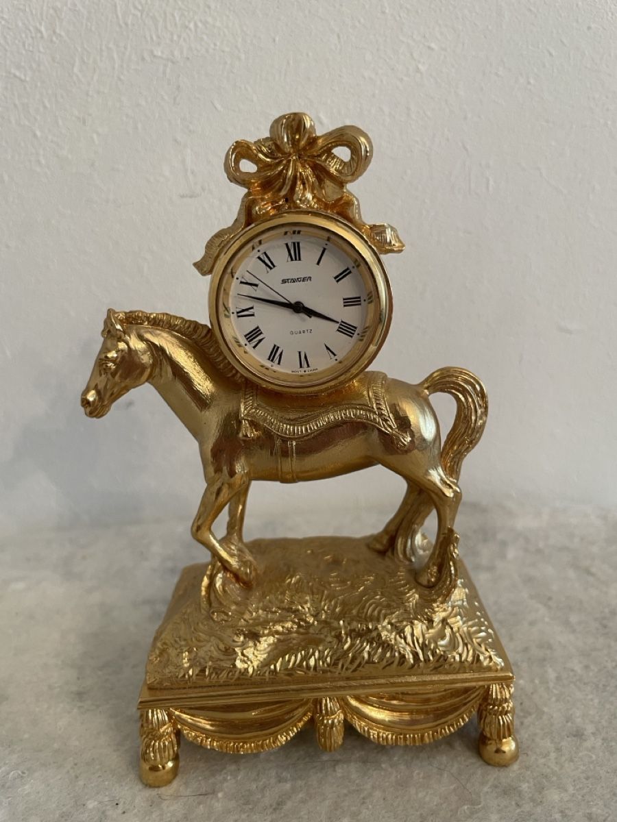 Orologi da terra & Orologi da parete: Horloge cheval plaqué or - décoration – Usato da Tramelan venduto da Wmstra
