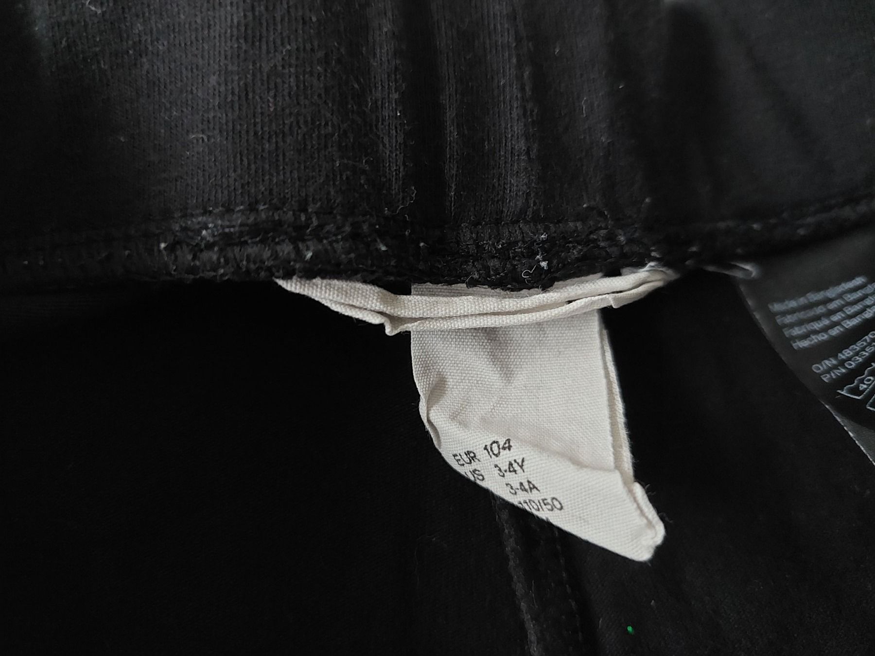 H&M Calze & Collant: 4 Stück 3/4 Leggins Grösse 104 – Usato da Wiesendangen venduto da troawus 4