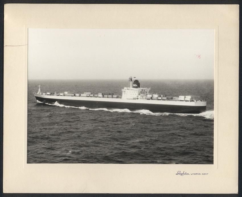 Fotografie & Manifesti: Fotografie Containerschiff Liverpool Bay – Usato da Berlin venduto da bartko-reher