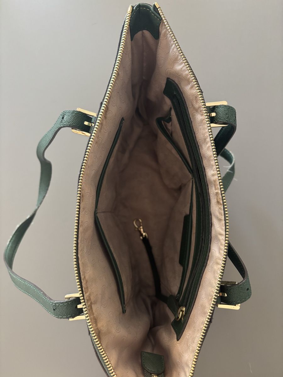 Michael Kors Taschen für Damen: Michael Kors Tasche dunkelgrün Leder  – Gebraucht aus Geroldswil von ele_7hkp 2