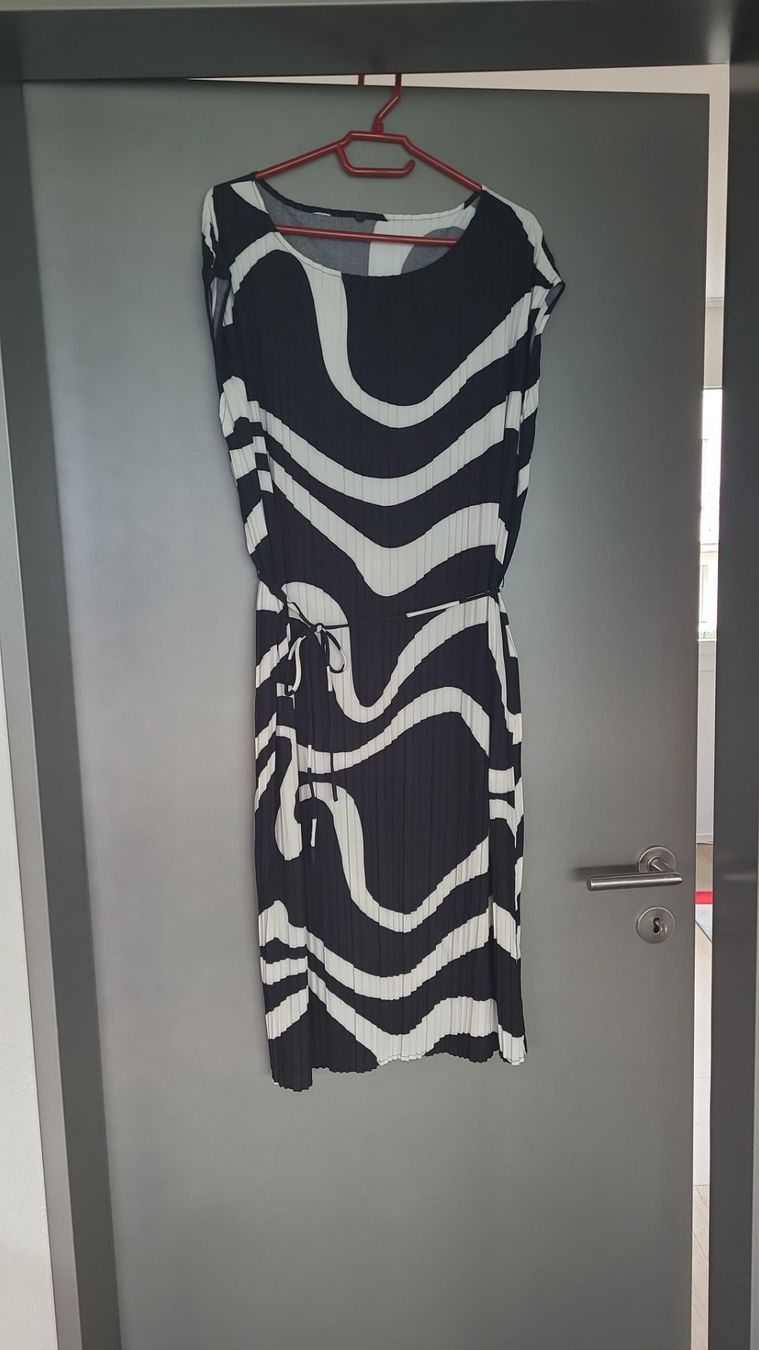 Vestiti: Sommerkleid – Nuovo (secondo la descrizione) da Steinerberg venduto da Andreawittig