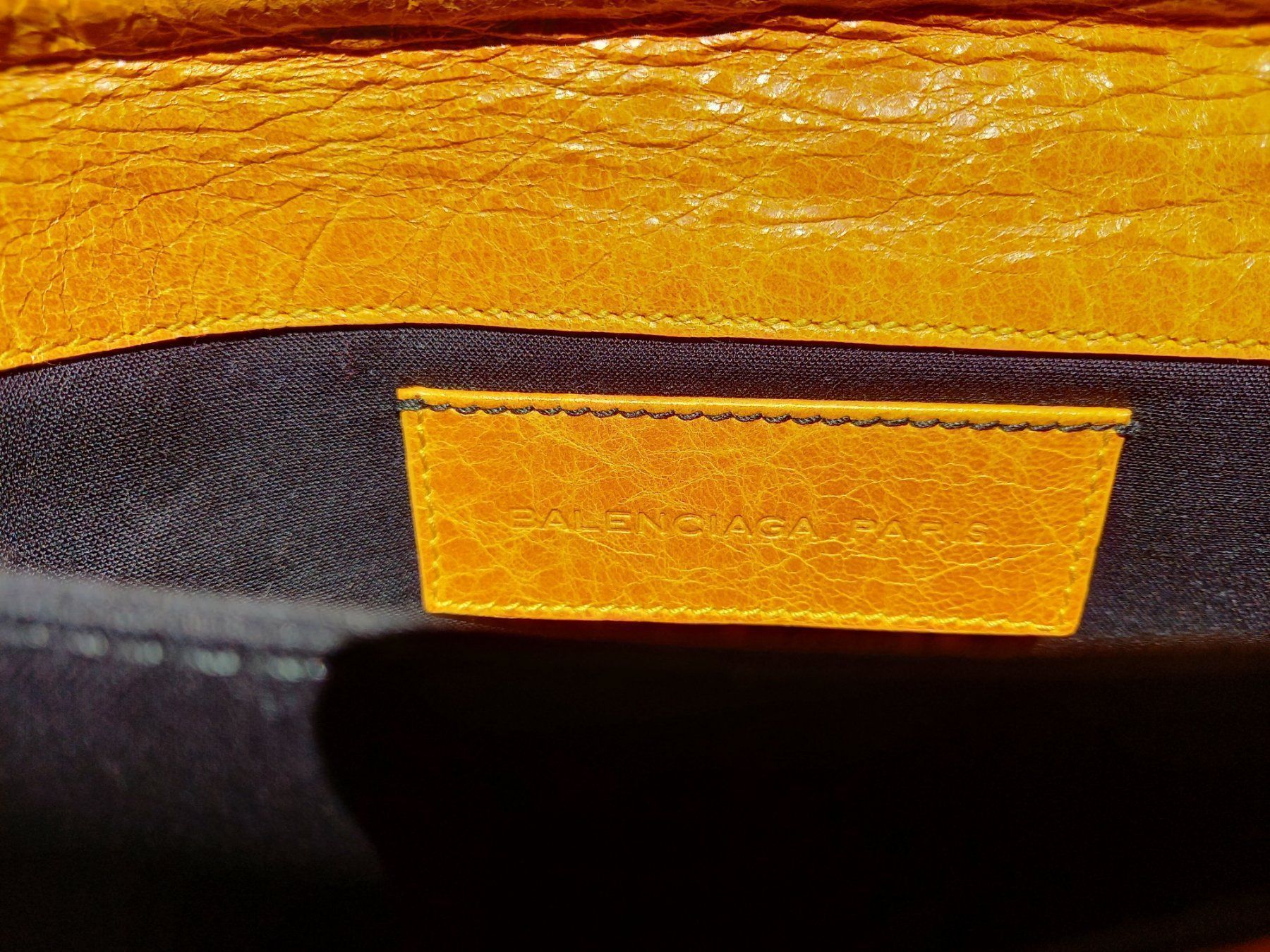 Balenciaga Borse da donna: Balenciaga Envelope Leder Clutch – Usato da Volketswil venduto da ronbons 4