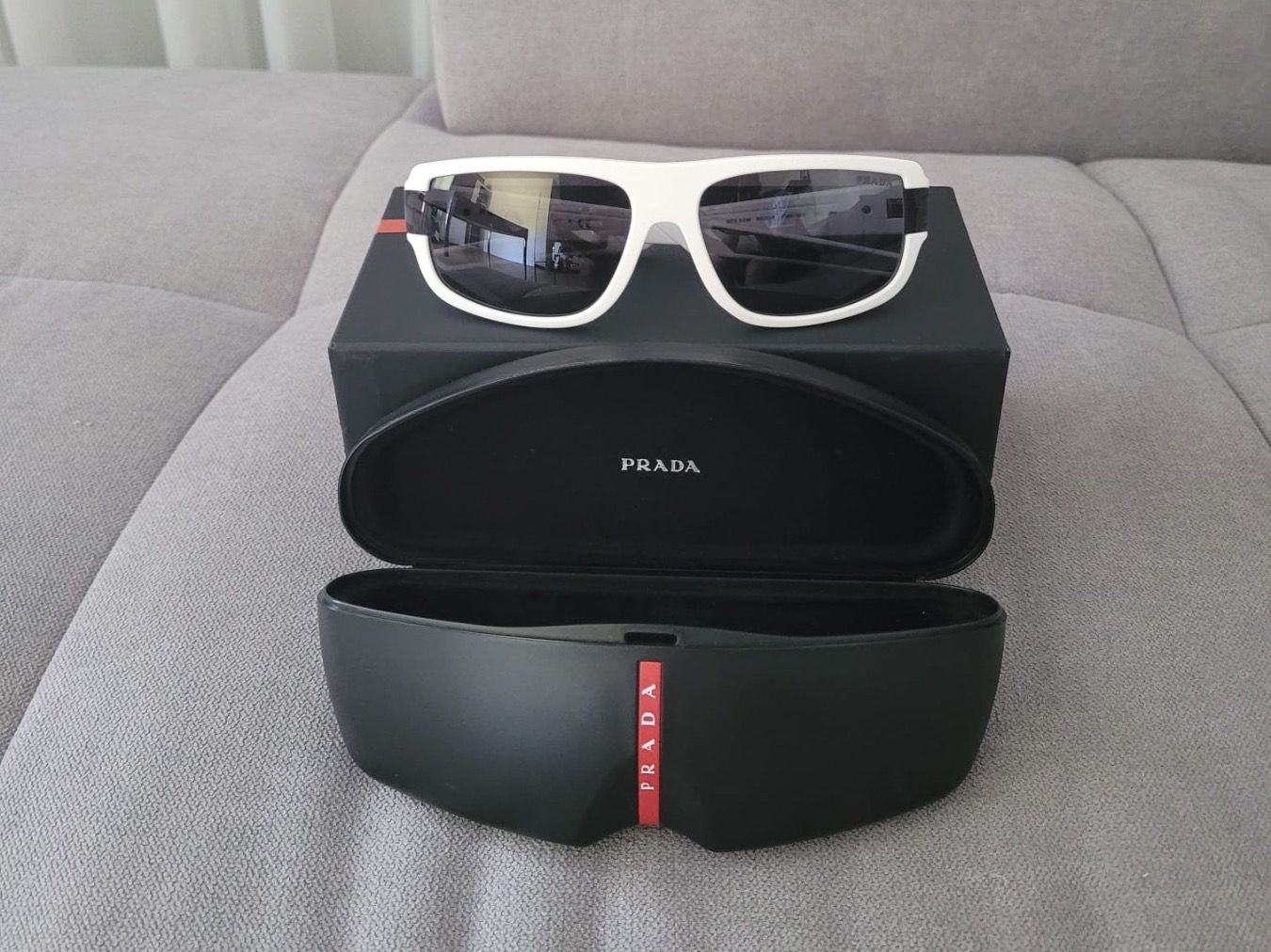 Prada Occhiali & Lenti: Prada Sonnenbrille – Usato da Urdorf venduto da Daniela028
