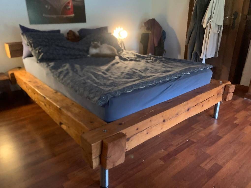 Letti: Lit avec sommier  – Usato da Forel (Lavaux) venduto da kiki029