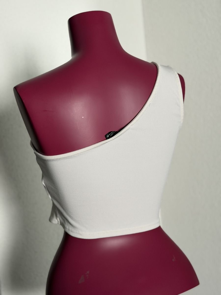 Pull&Bear Tops: Pull&Bear Top – Gebraucht aus Niederuzwil von Lisascloset 1