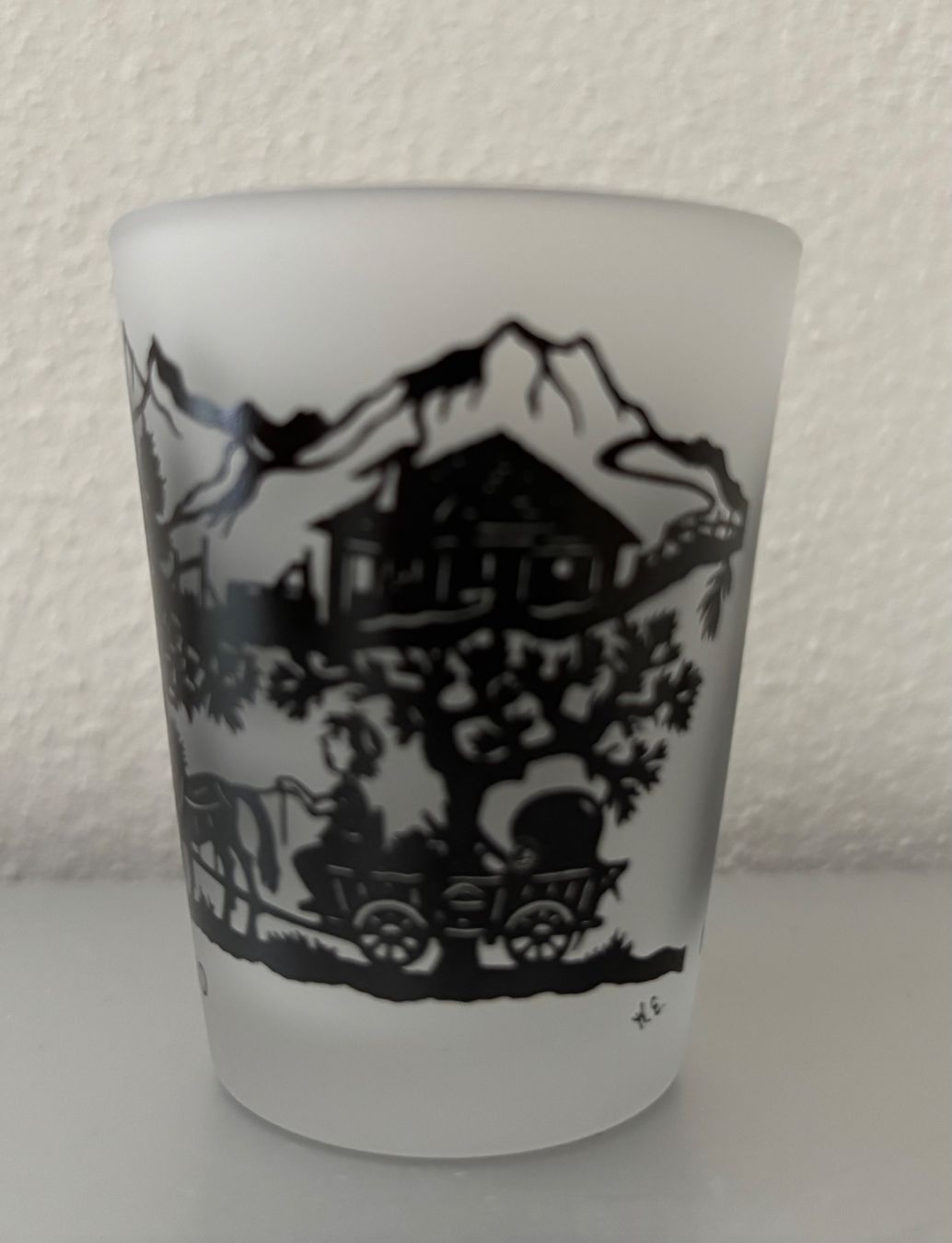 Gläser: Schweizer Shot Glas mit Scherenschnitt-Motiv – Neu und originalverpackt aus Winterberg ZH von vanilleinspiration 2
